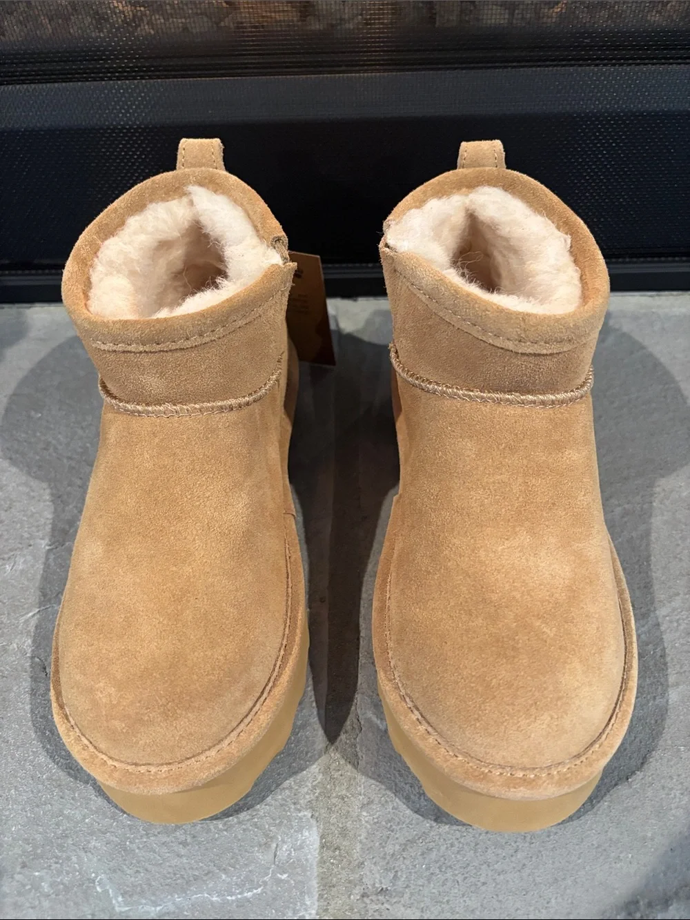 Bearpaw Retro Shorty ankle boot,cow suede,wool blend,Bear Coat treated,chunky